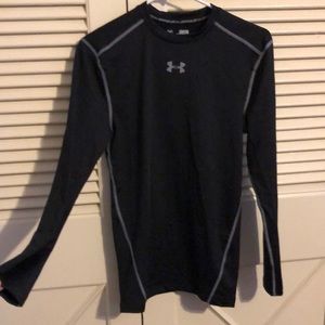 Black compression cold gear long sleeve tee